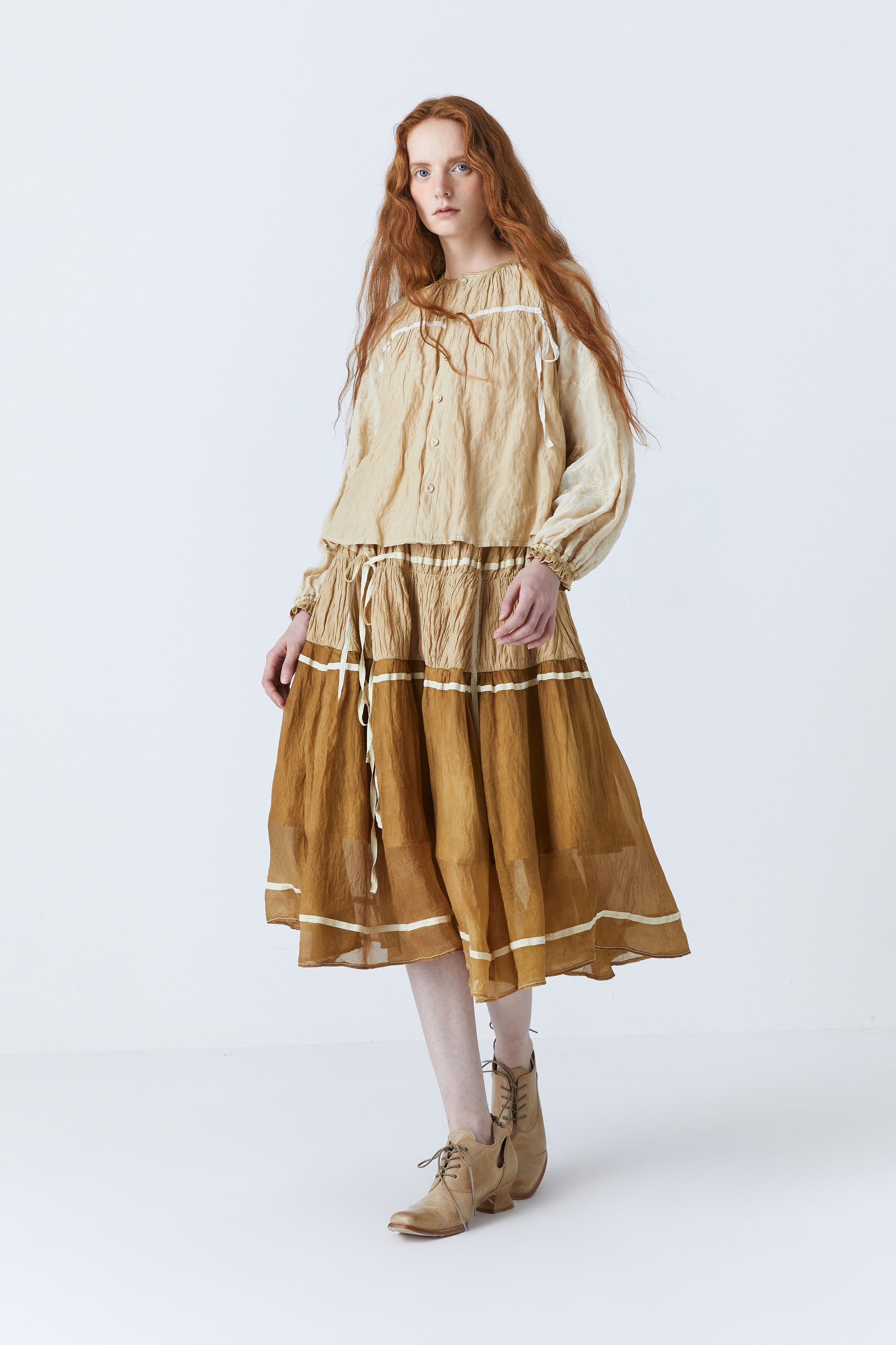 Hardin herbal dye blouse in beige