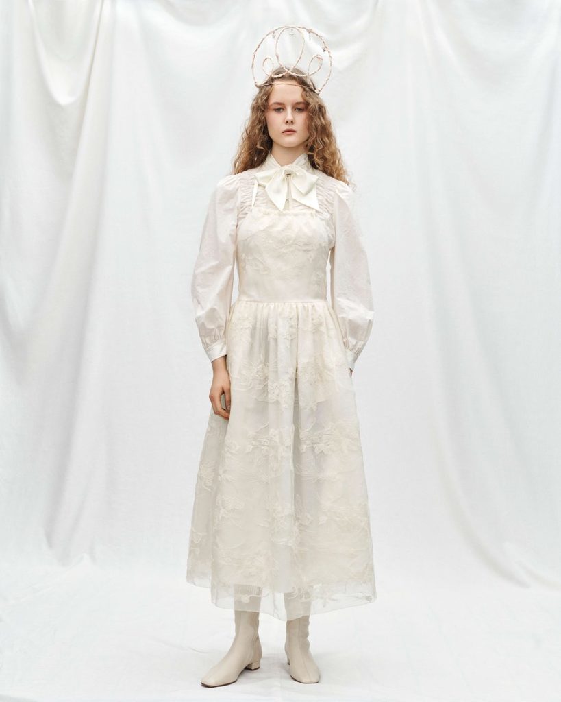 Look 3