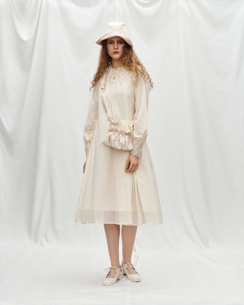 Look 17