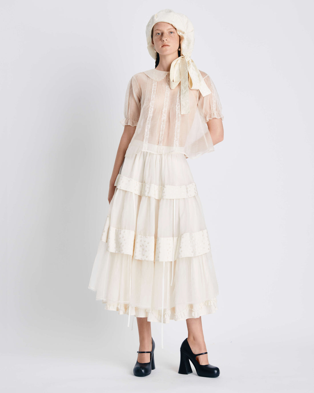LOOK 28