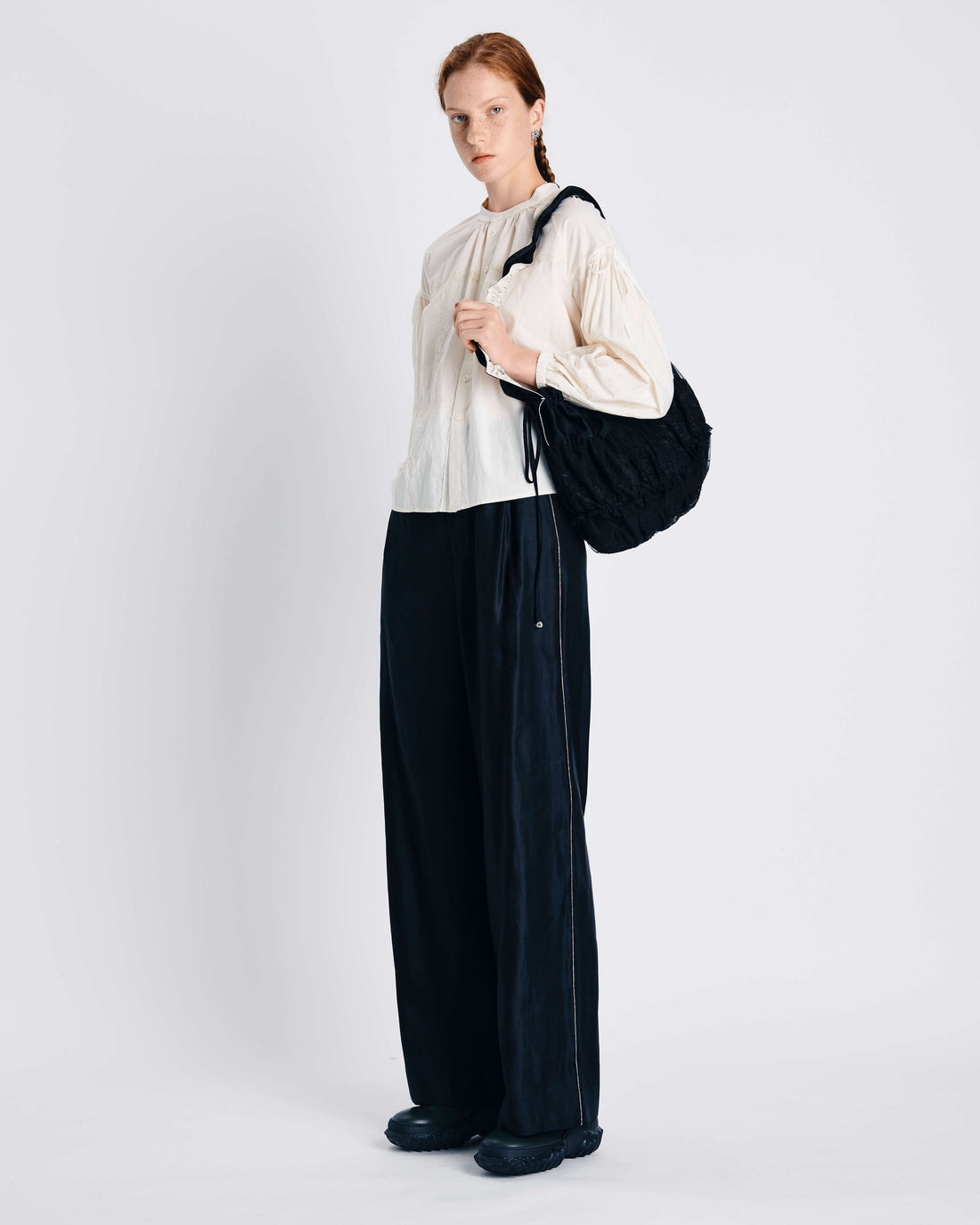 LOOK 24