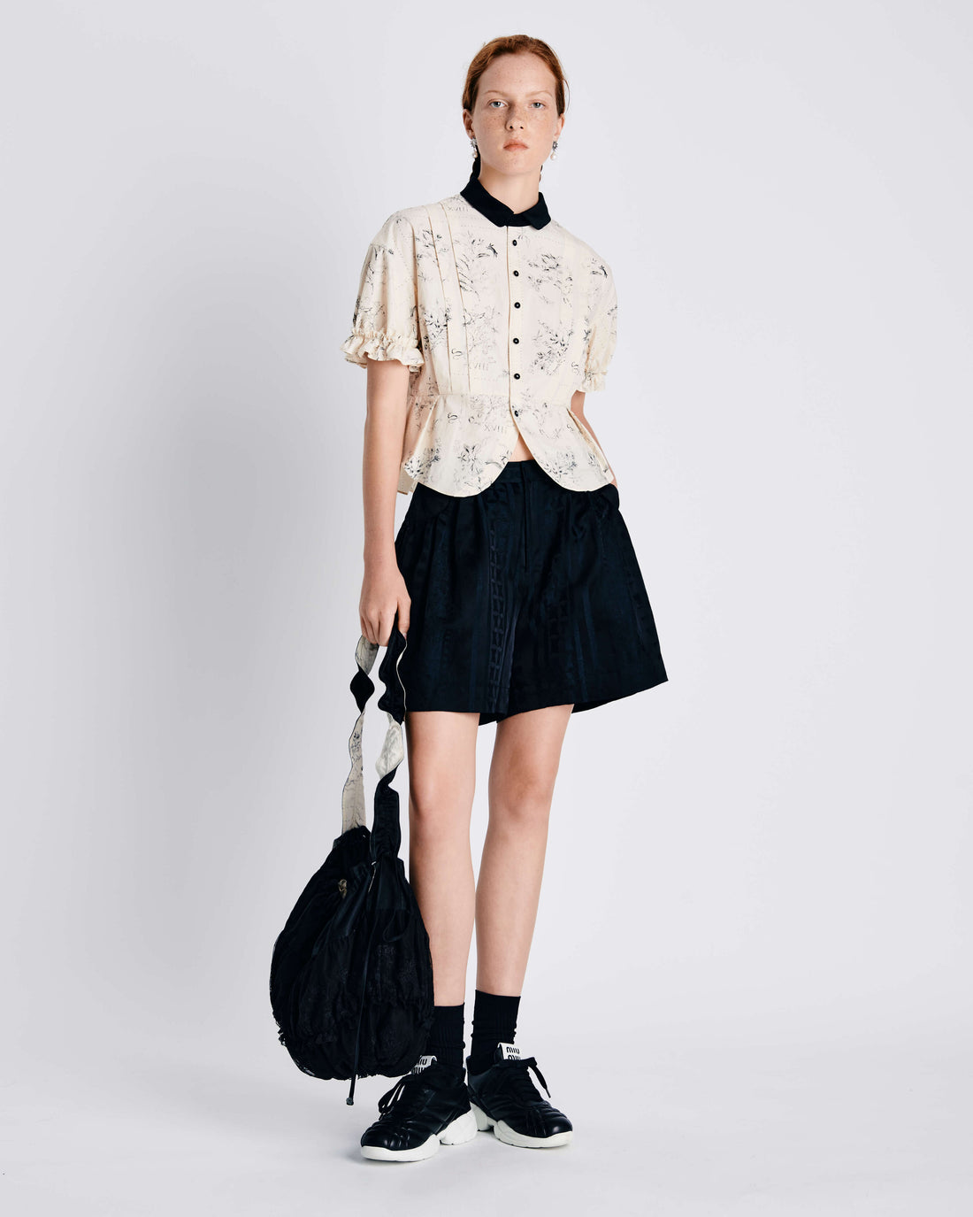 LOOK 38