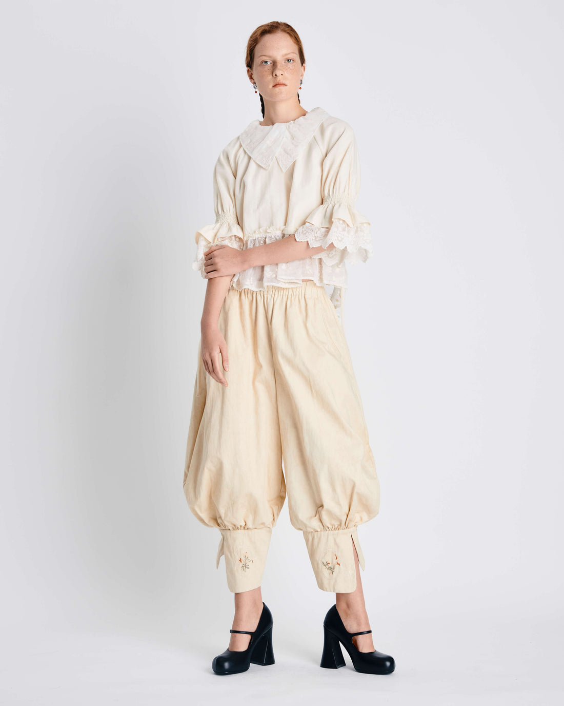LOOK 54