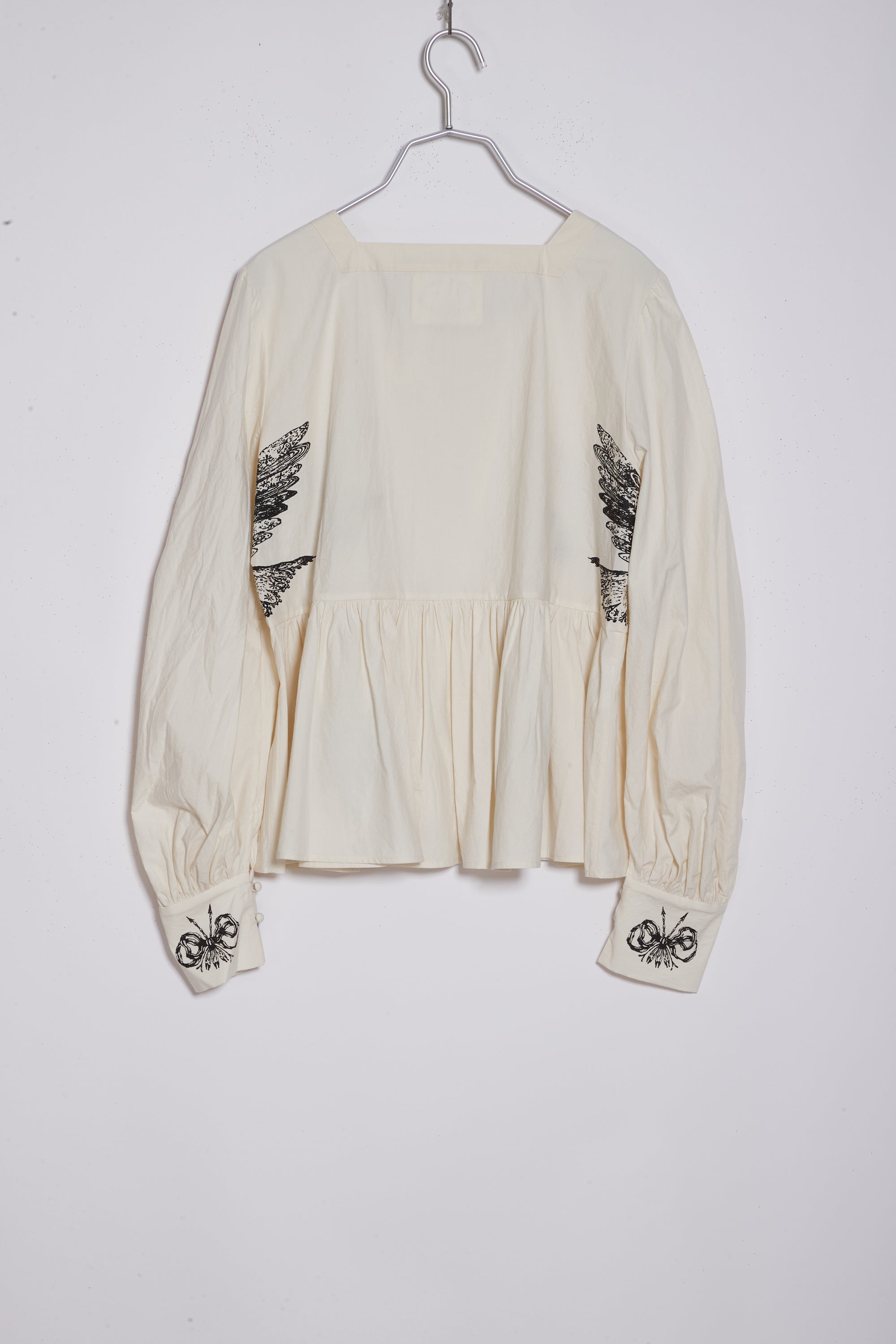 Harune's Blouse