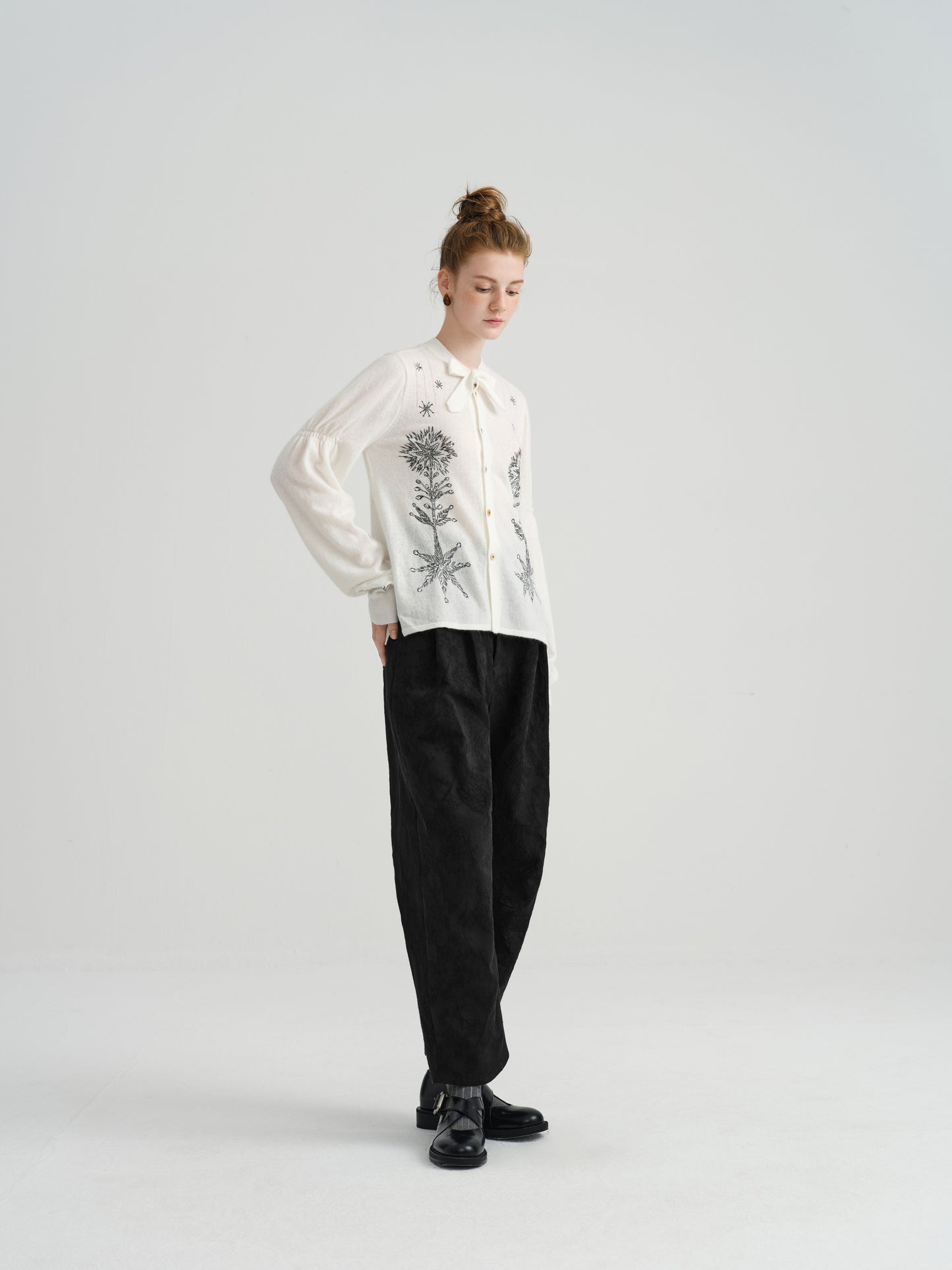 Harune's Bow Cardigan White