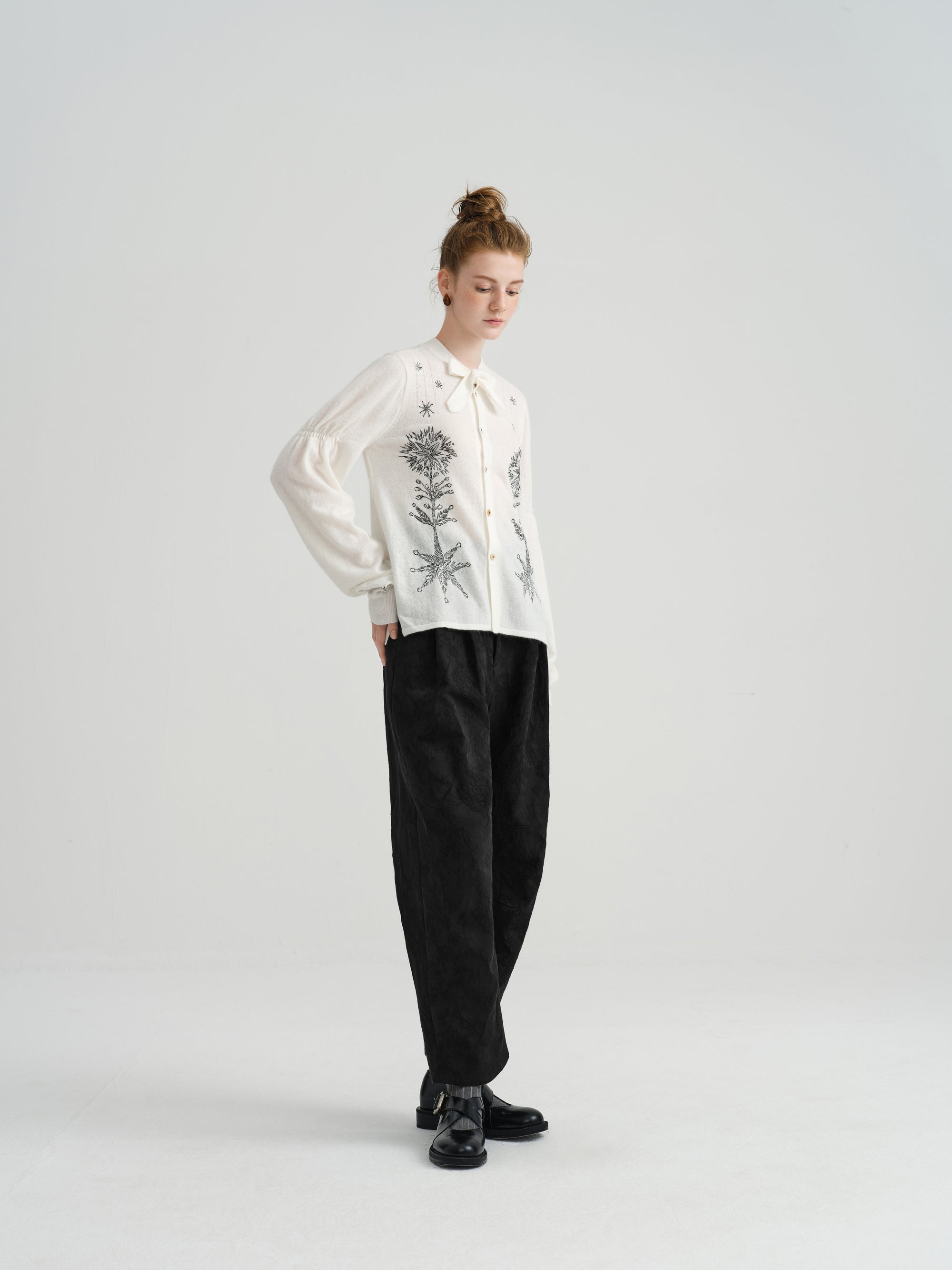 Harune's Bow Cardigan White