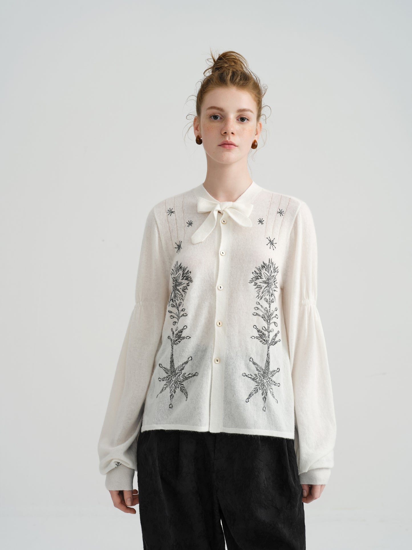 Harune's Bow Cardigan White