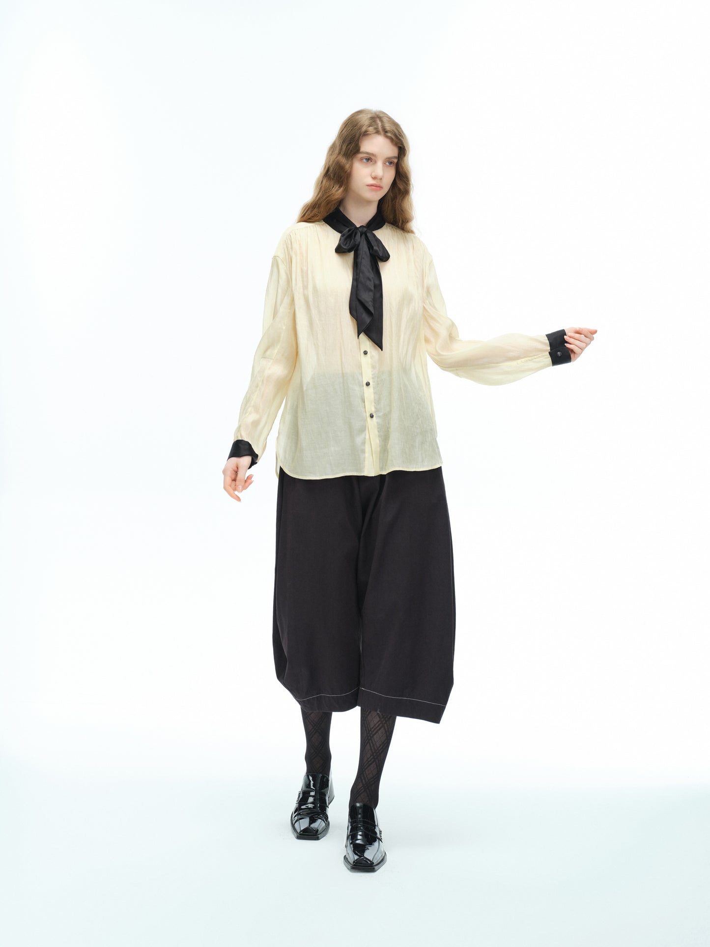 Priscilla blouse