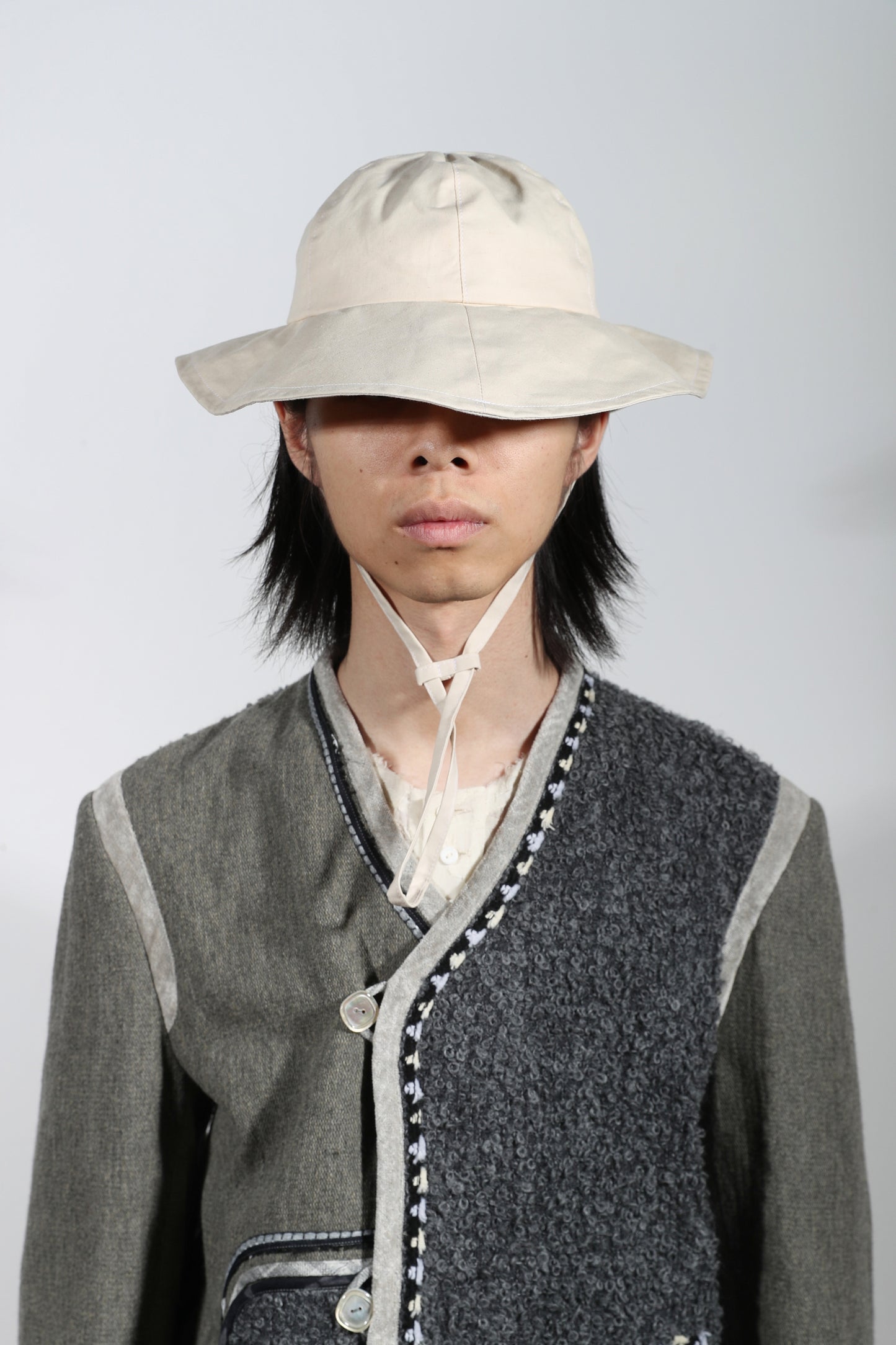 Codhead with strap-natural