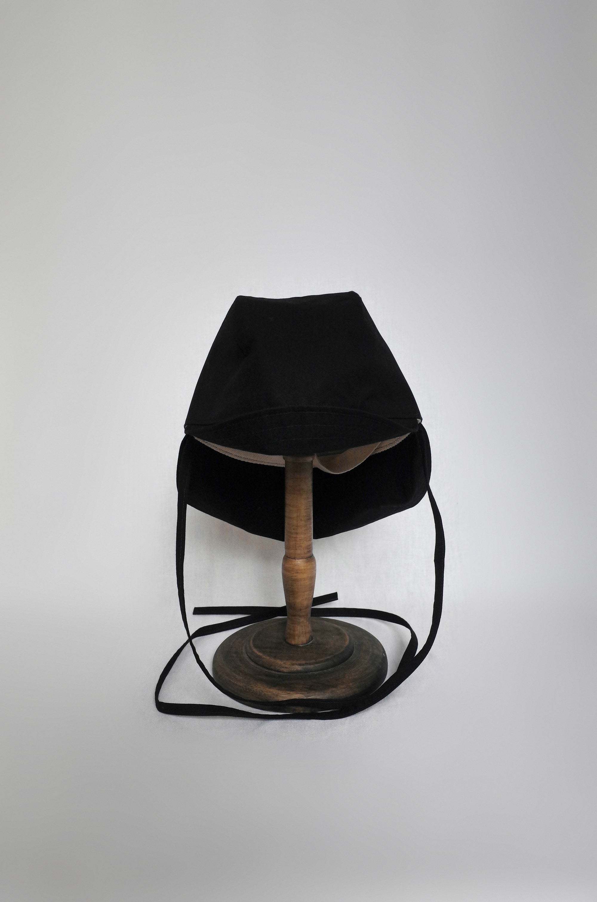 Bonnet Hat - Black