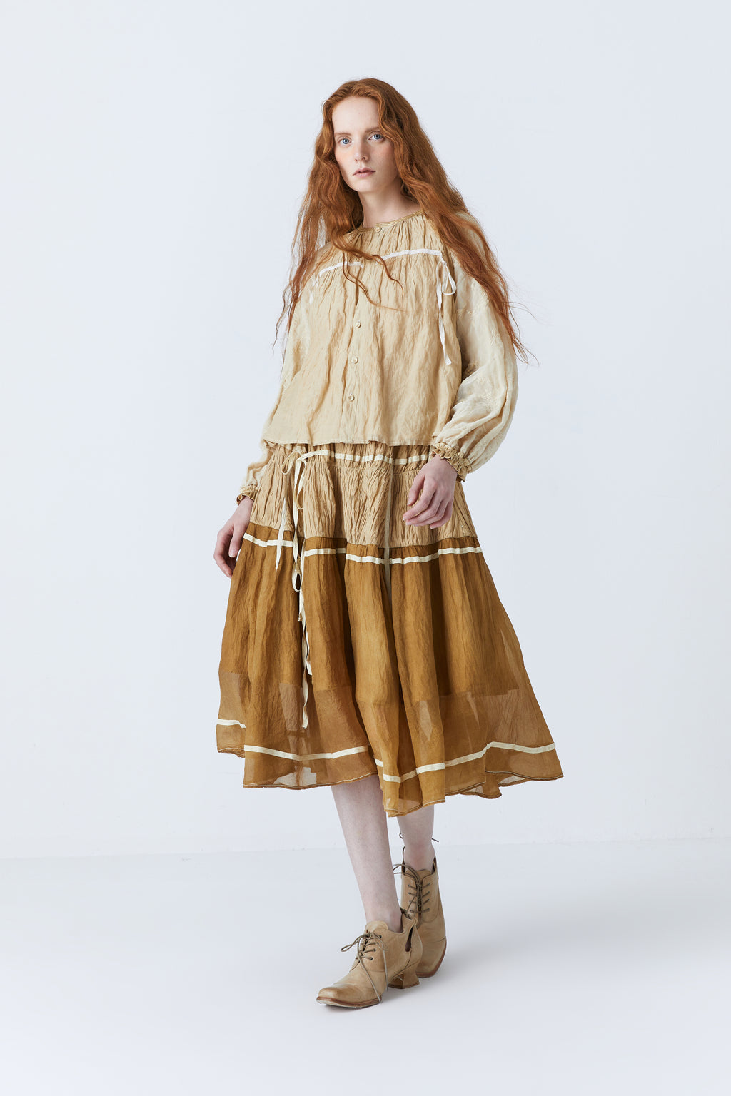 Hardin herbal dye blouse in beige