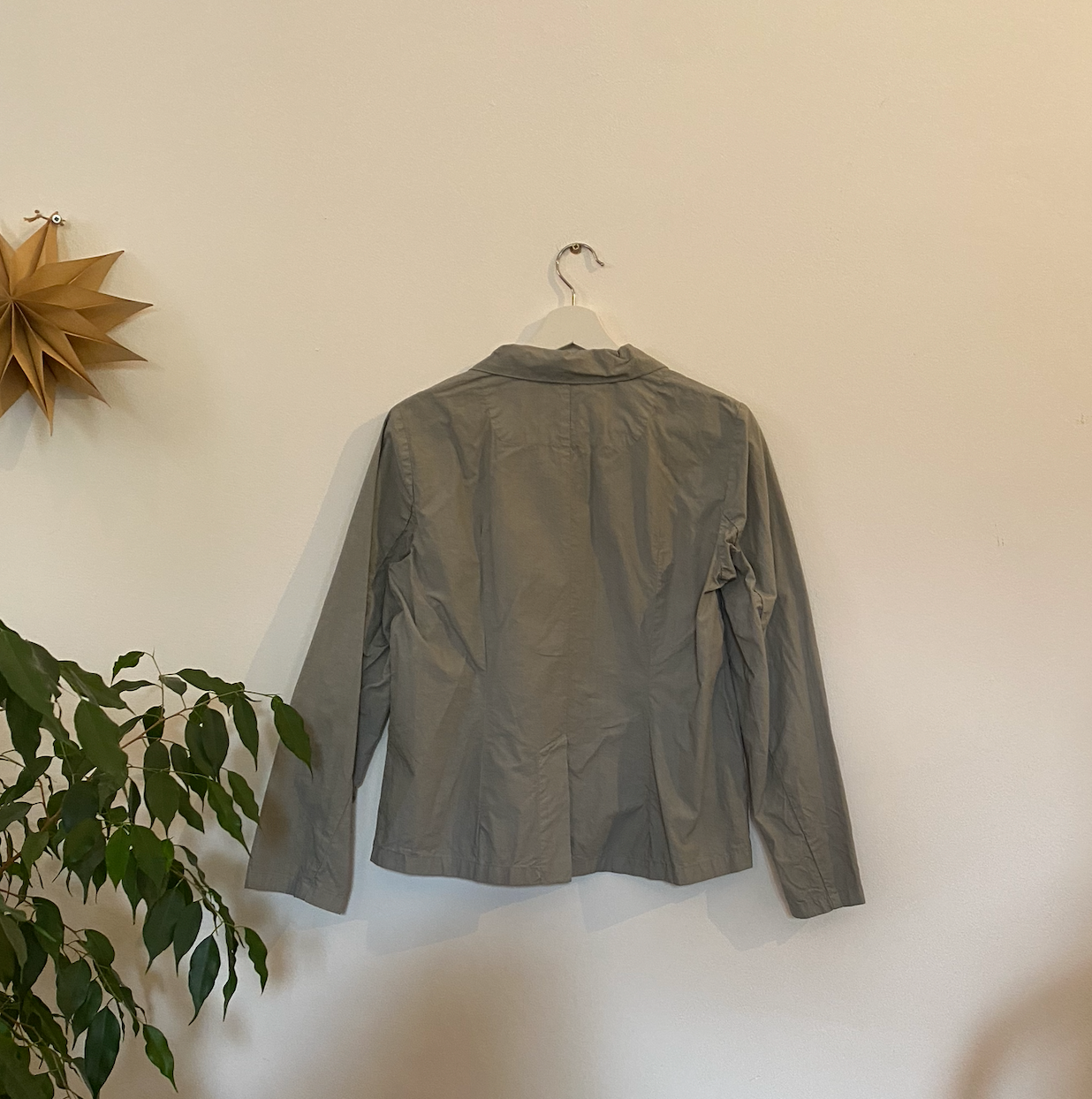 VESTE LALA & H