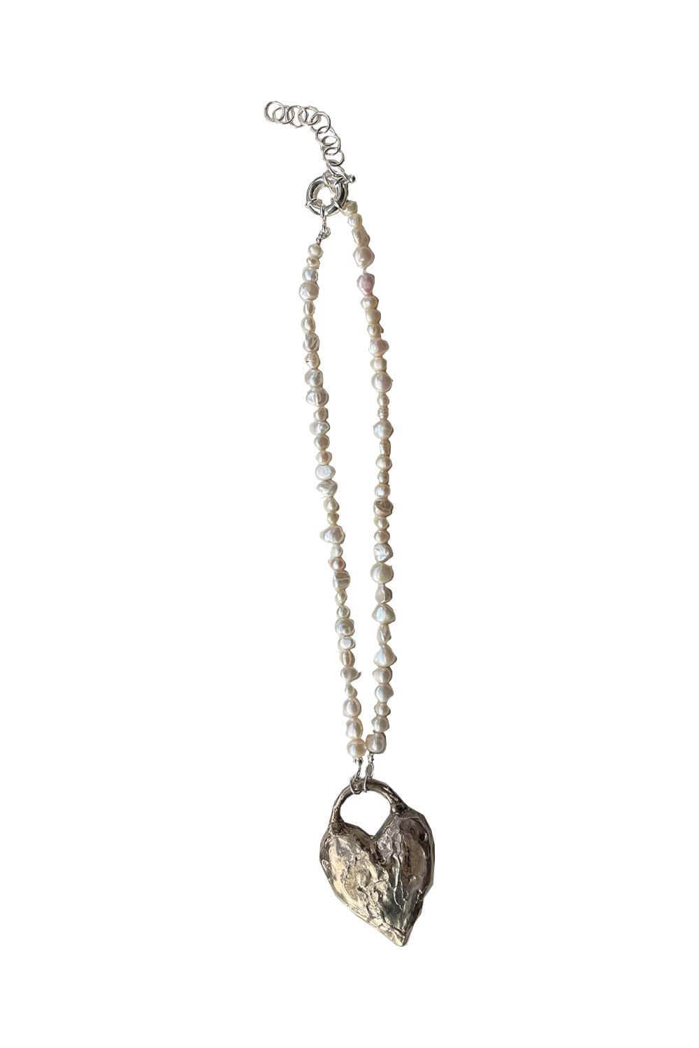 Heart and Pearl necklace