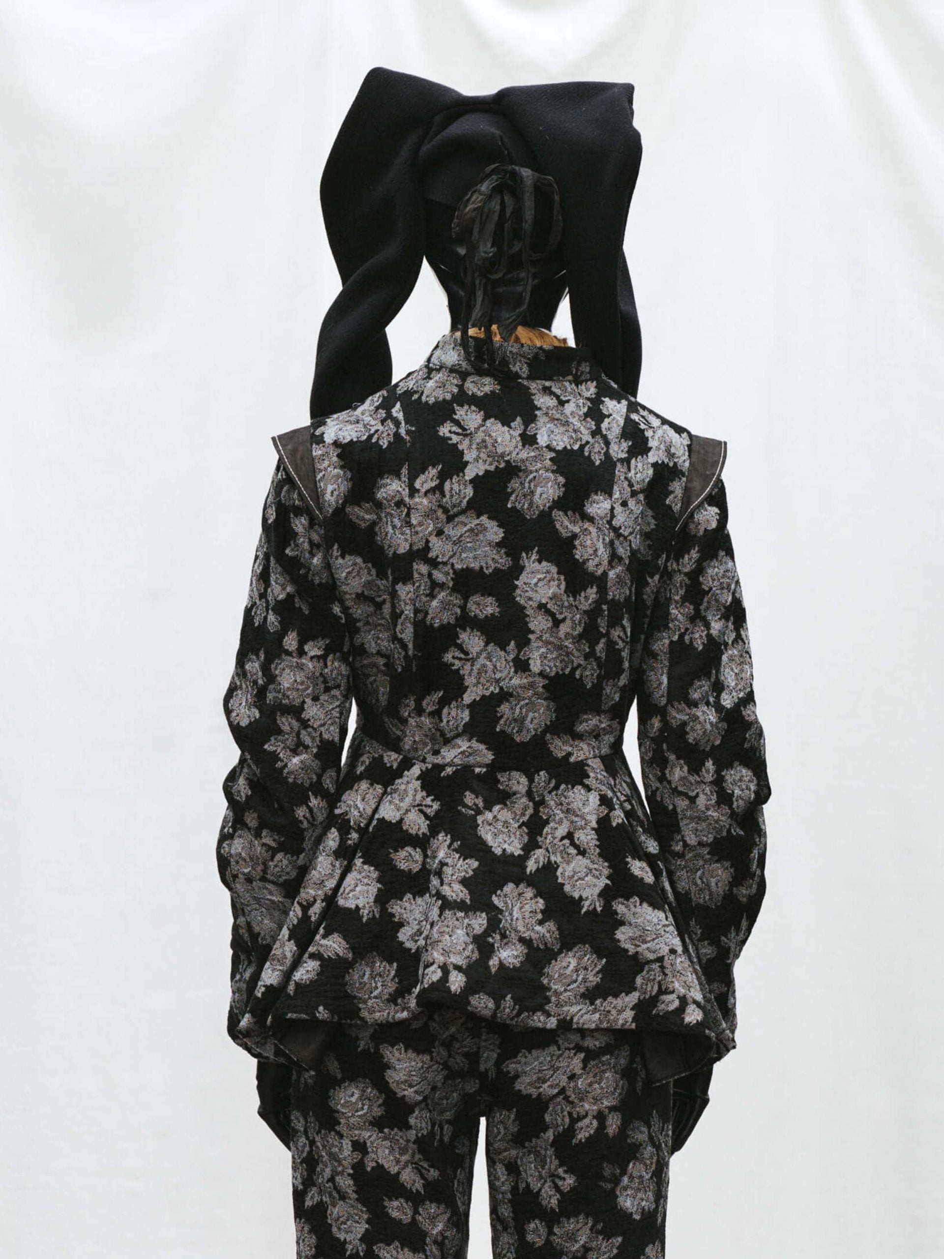 crop back