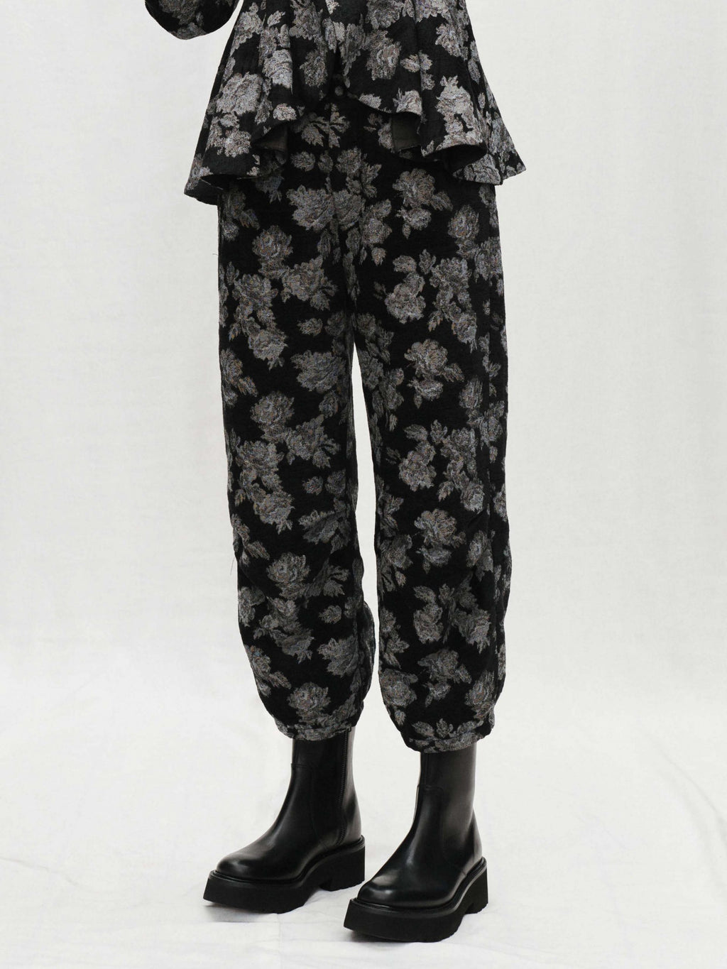 crop front